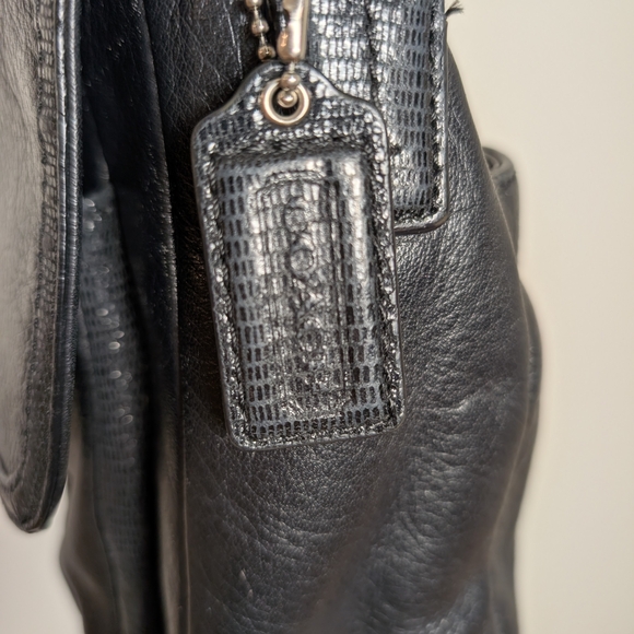 Coach Taylor Black Leather Shoulder Bag with flap front Nr. M1382-F27481 - Picture 9 of 16